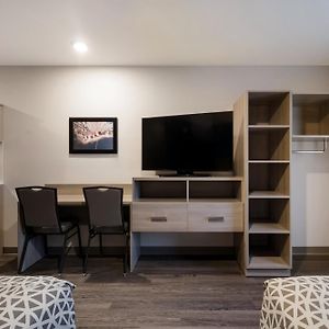 QUEEN SUITE TWO QUEEN BEDS